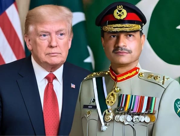 عاصم منیر جنگ بندی کیلئے آپ کا شکریہ ۔ آپ کے ساتھ ملاقات میرے لیے باعث اعزاز۔ ٹرمپ کا فیلڈ مارشل پاکستان کو میڈیا کے روبرو خراج تحسین ۔
