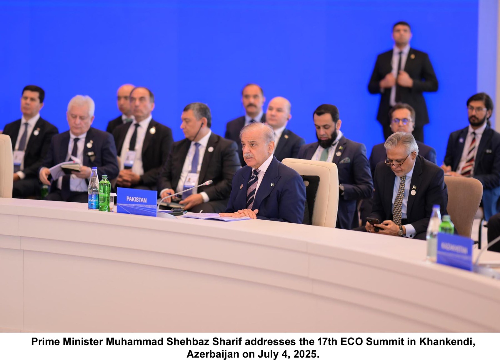 بھارتی اور اسرائیلی جارحیت قابل مذمت ، موسمیاتی مسائل اجتماعی اقدامات کے متقاضی :، وزیراعظم محمد شہباز شریف کا ای سی او کانفرنس سے خطاب